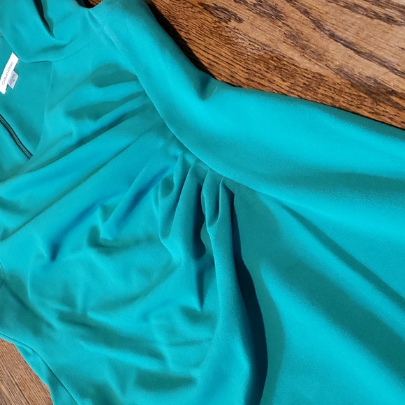 Calvin Klein Green Sleeveless Dress - Picture 10 of 13